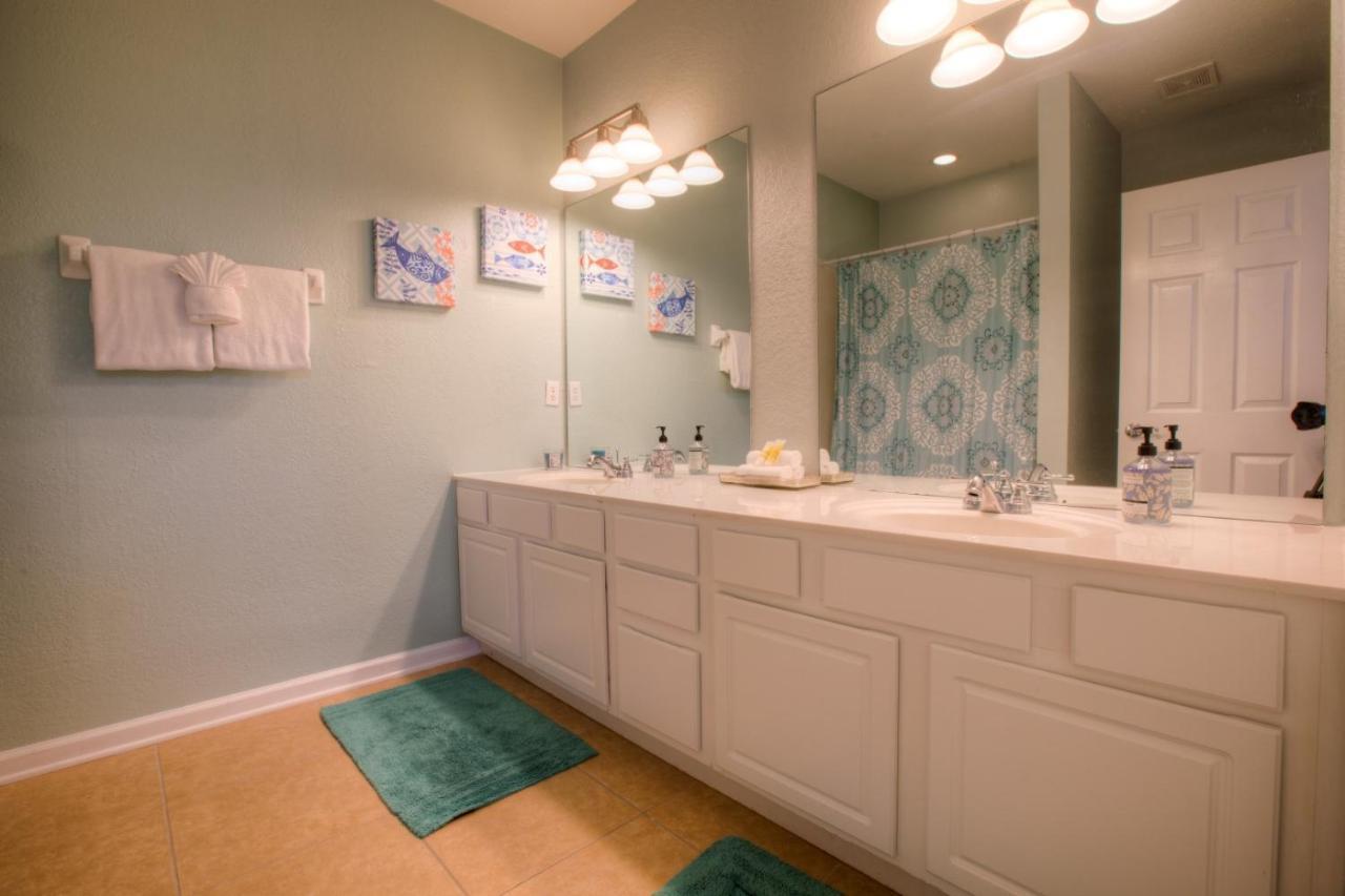 Cozy Townhome In Vista Cay Resort W Garage كيسيمي المظهر الخارجي الصورة