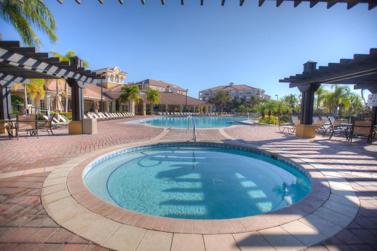 Cozy Townhome In Vista Cay Resort W Garage كيسيمي المظهر الخارجي الصورة